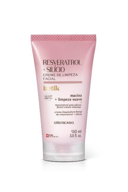 Produtos de higiene pessoal em cima
Descrição gerada automaticamente com confiança baixa